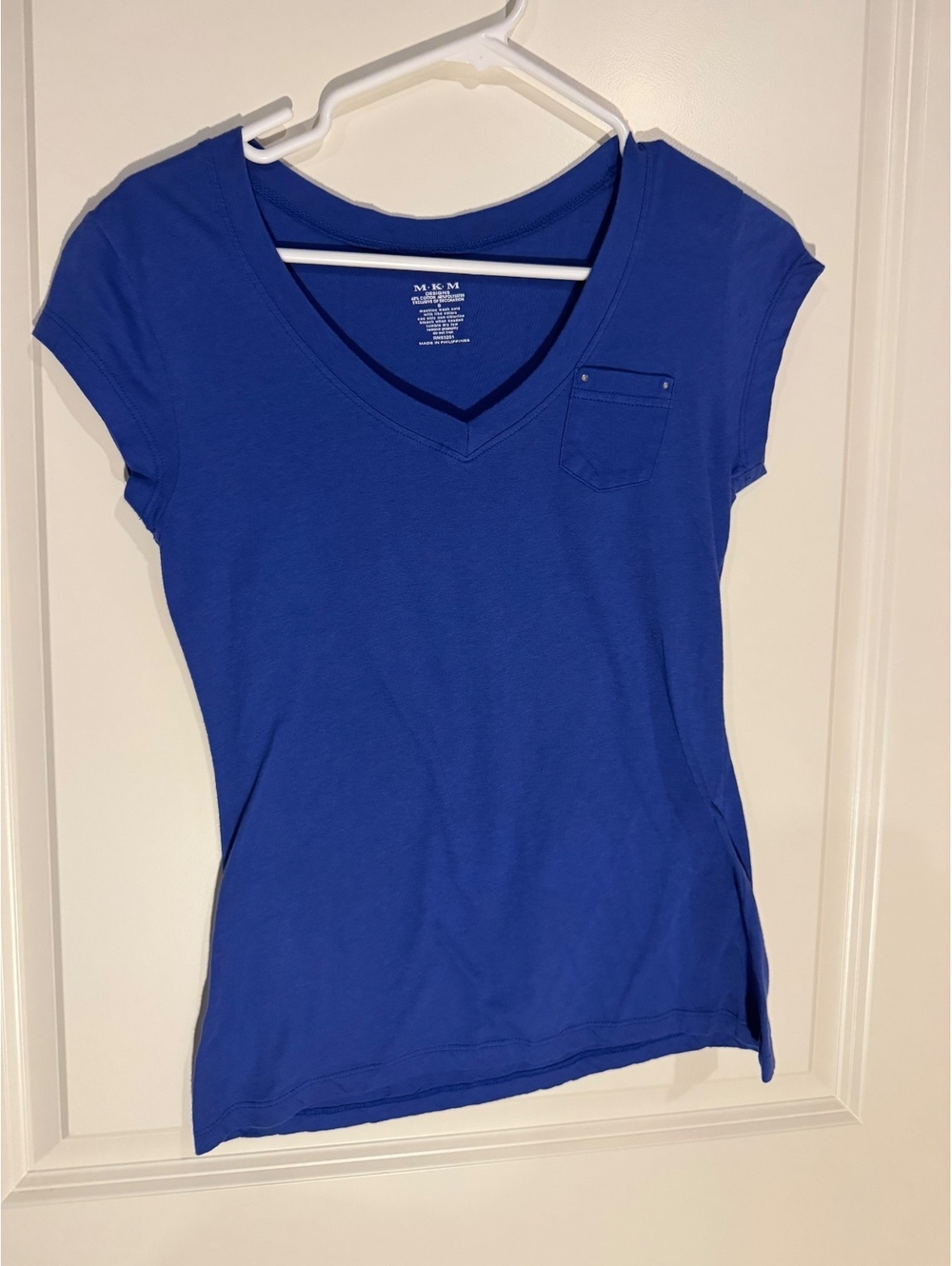 M.K.M Designs Women's Blue V-Neck T-Shirt Size S